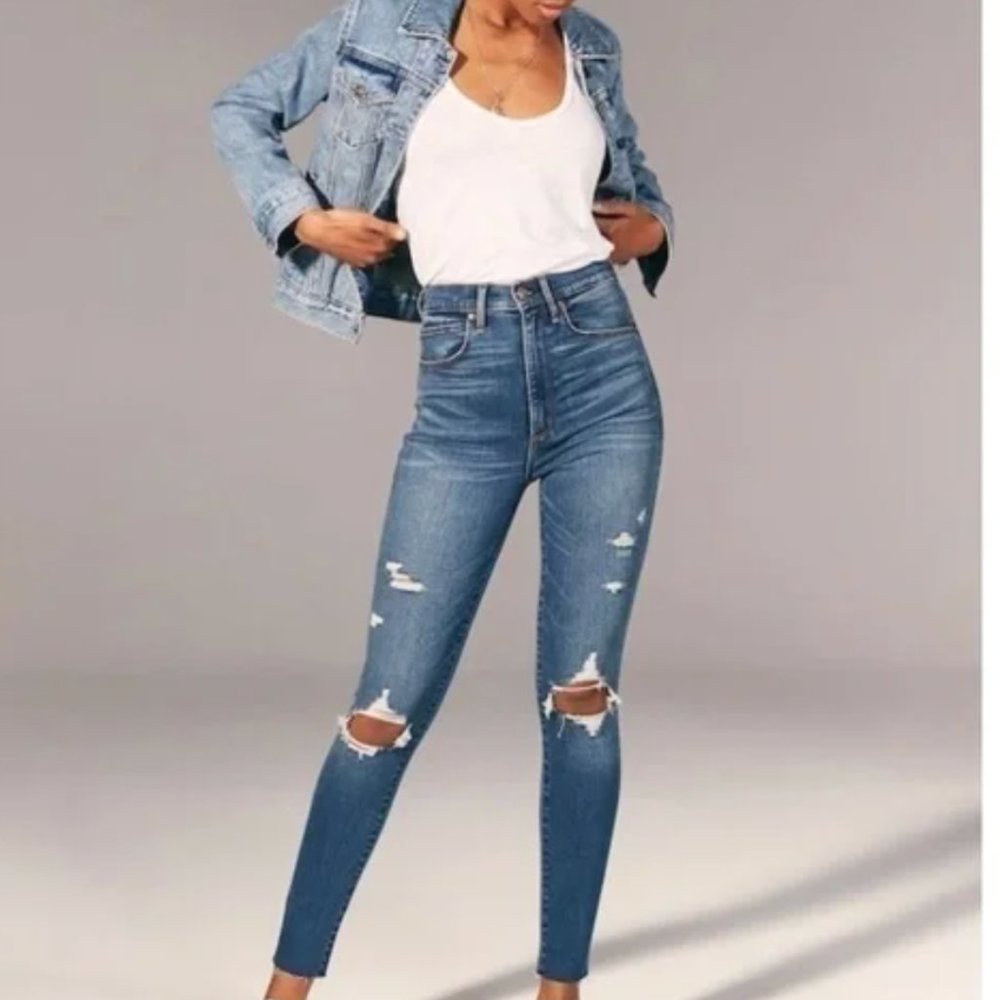 Abercrombie & Fitch Super Skinny Ultra High Rise